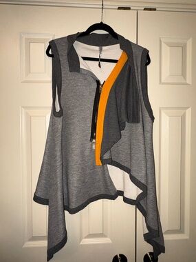 Asymmetric Gray Sleeveless Vest with Yellow Trim